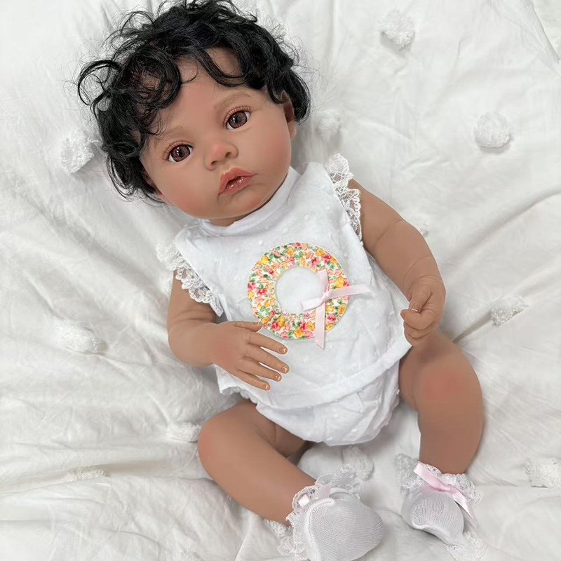 19inch Meadow Dark Skin Full V - огляд і ціна Baby Products For Skin